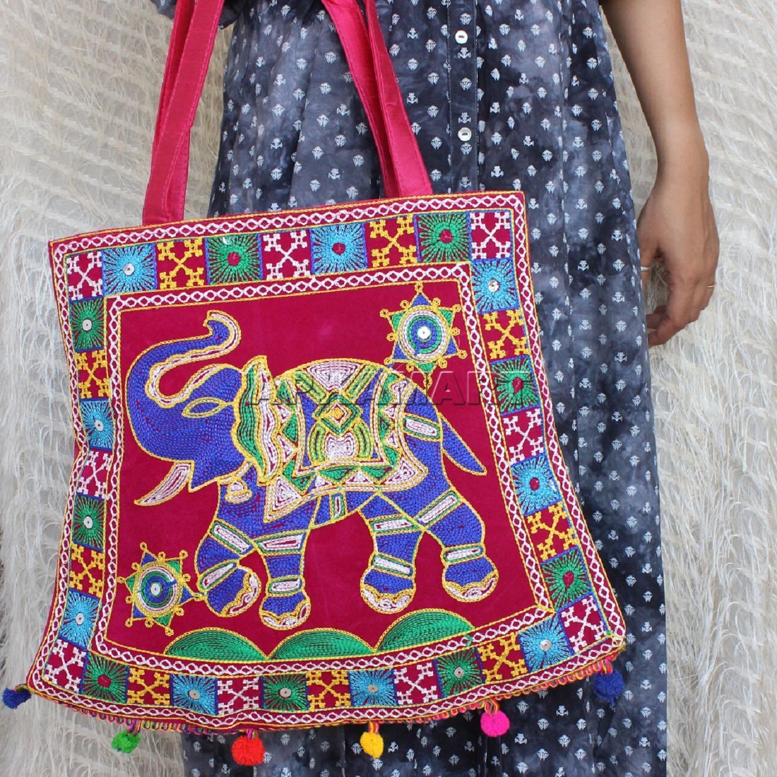 Printed Tote Bags Online | Jaipuri Kashida-Embroidered Hathi Tote Bag –  CHOKHI DHANI KALAGRAM